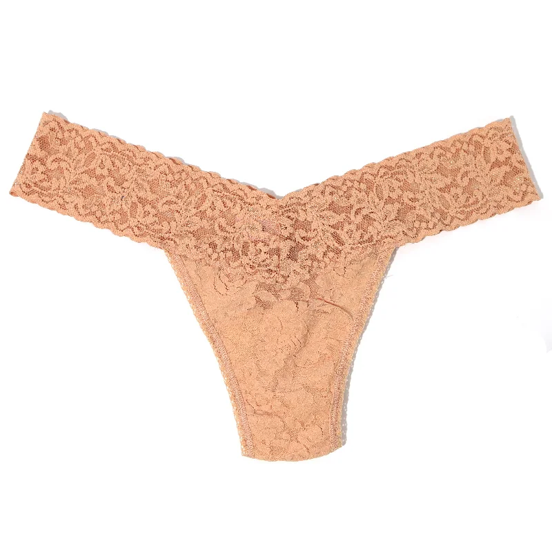 Petite Signature Lace Low Rise Thong | Honey