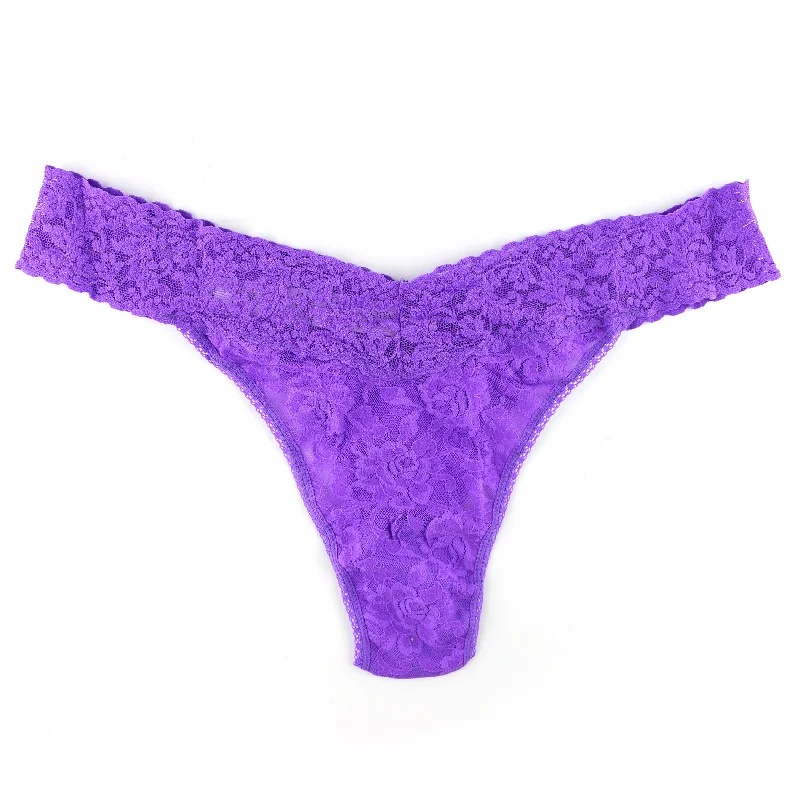 Plus Size Signature Lace Original Rise Thong | Vivid Violet