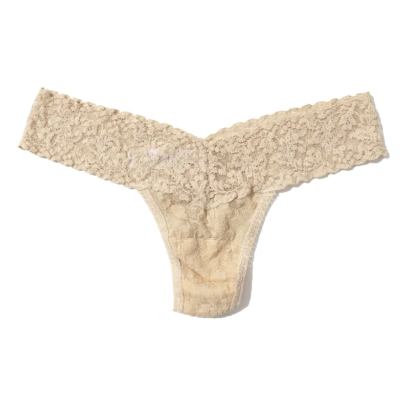 Signature Lace Low Rise Thong | Sand