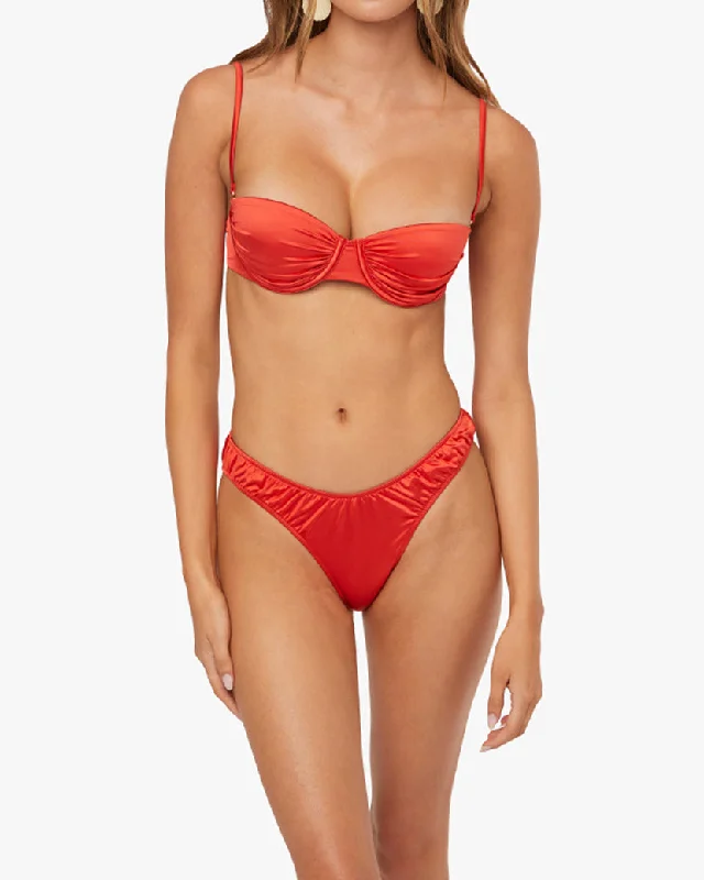 Strapless Ruched Underwire Top | Tropic